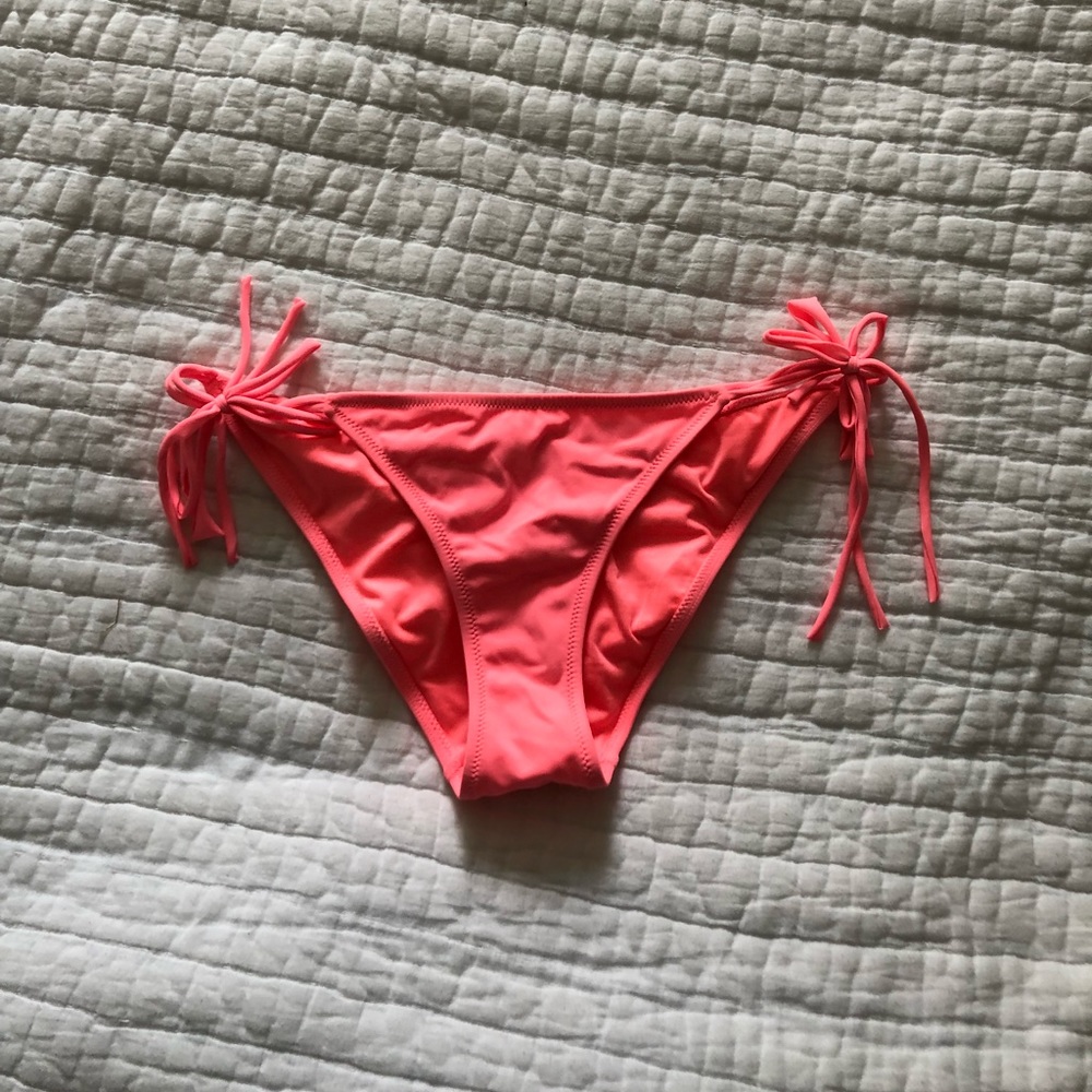 Victoria’s Secret Cheeky String Bikini Bottom